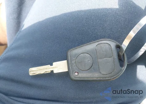 1998 BMW 528I from USA, damaged, VIN WBADD6322WBW47368